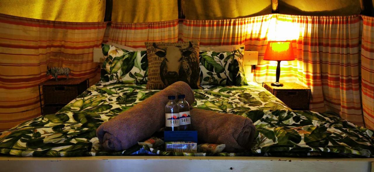 Nguni Moon Tepee Camp Hotel Underberg Eksteriør billede