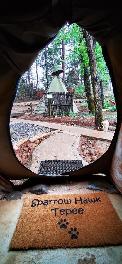 Nguni Moon Tepee Camp Hotel Underberg Eksteriør billede